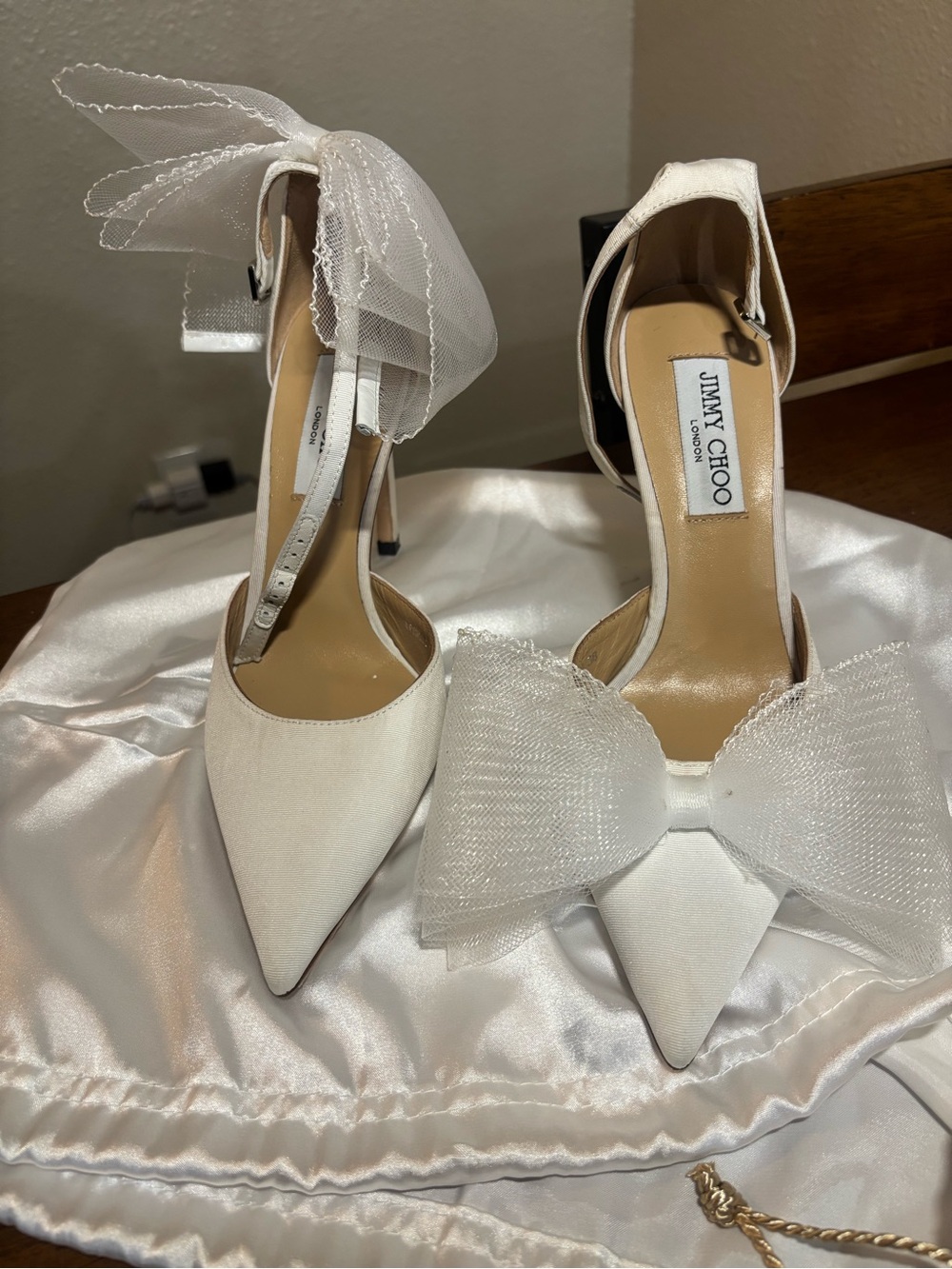 Jimmy Choo White Satin Pointed Toe Bow Ankle-Strap Heels